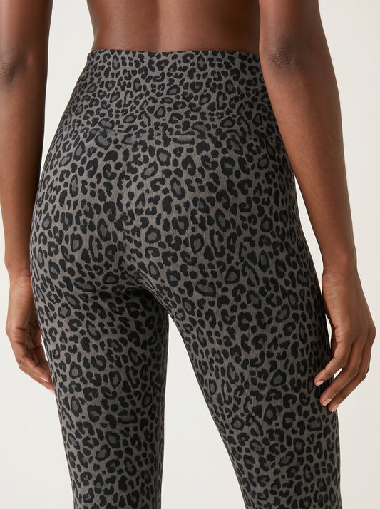 The Aura Series: Leopard Seamless Knit Leggings