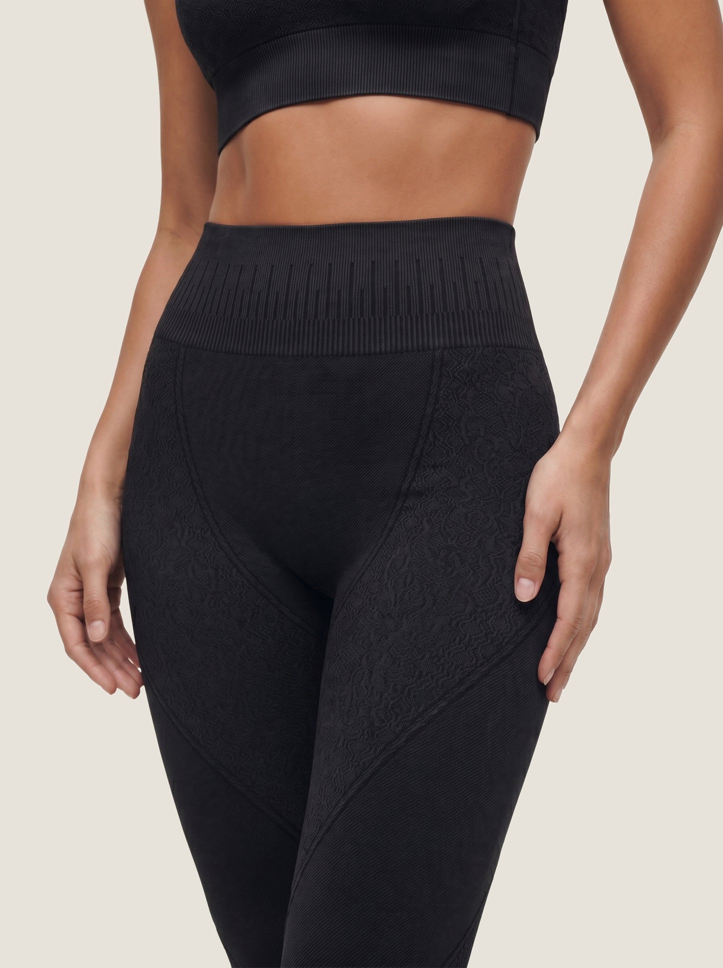 Die Serenity Series Strick-Leggings