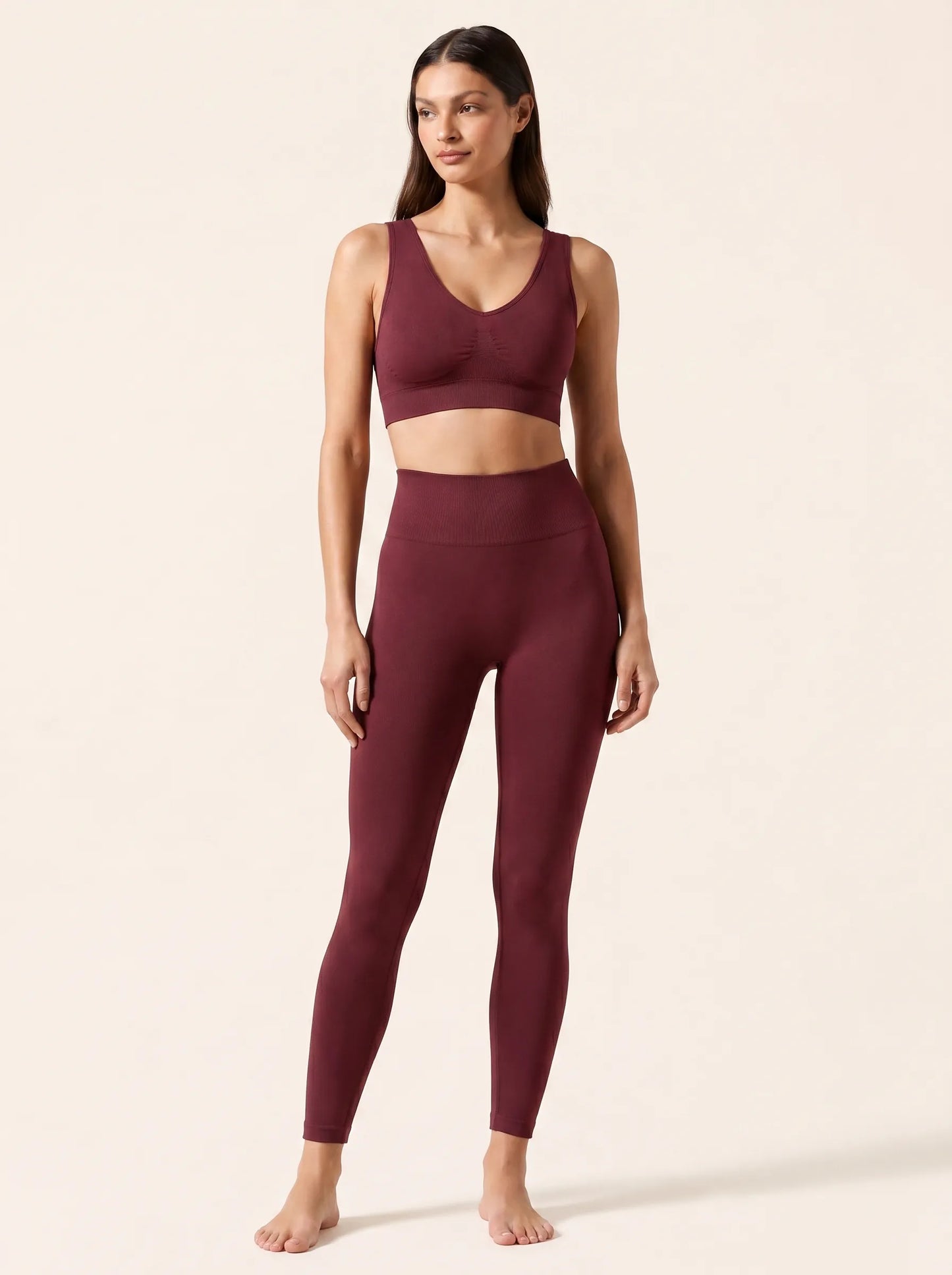 V-Neck Sculpt Seamless Bra