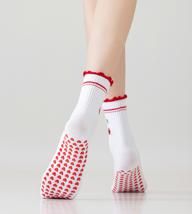 One Size Jacquard Knit Grip Yoga Crew Socks
