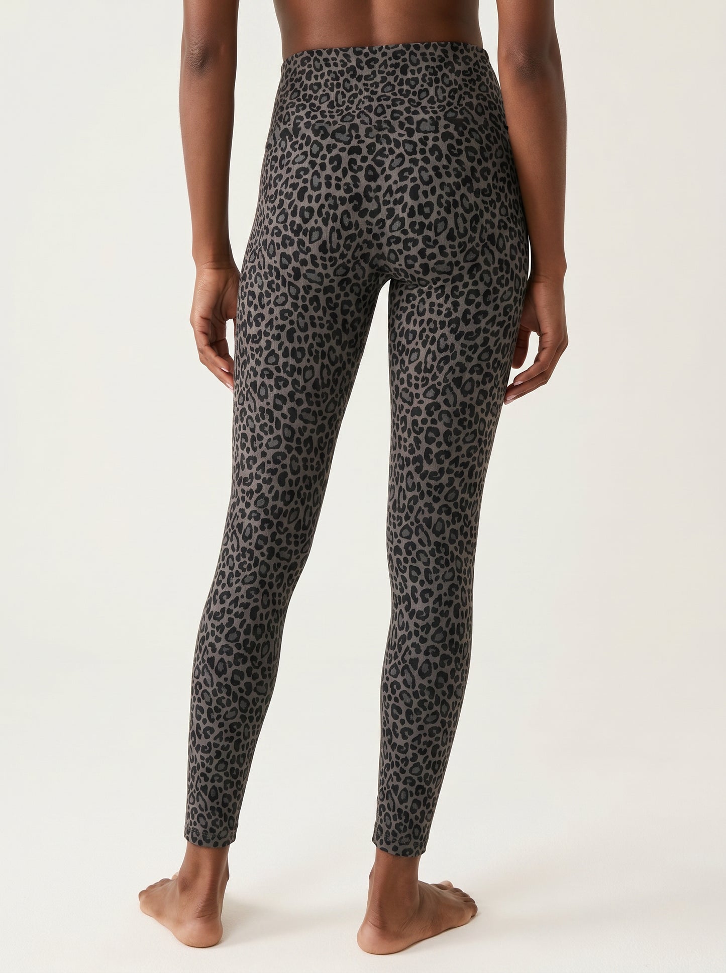 The Aura Series: Leopard Seamless Knit Leggings
