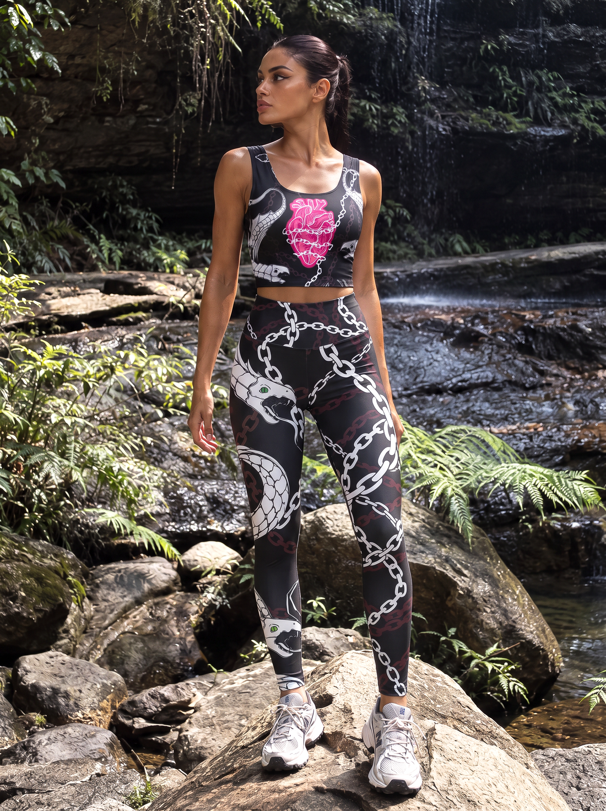 Anatomical Heart Chain Sports Bra Set