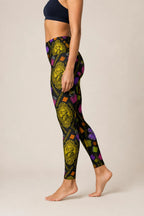 Gilded Cameo Glam High-Rise Leggings
