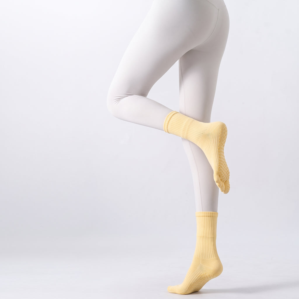One Size Solid Five-Toe Grip Yoga Crew Socks