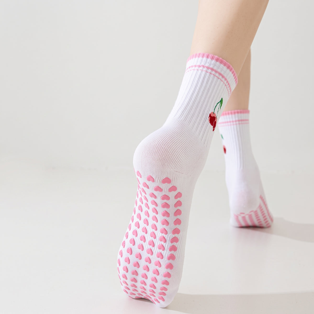 One Size Jacquard Knit Grip Yoga Crew Socks