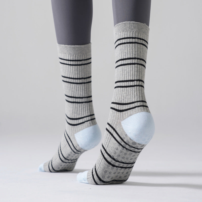 One Size Striped Knit Grip Yoga Crew Socks (2 Pairs)